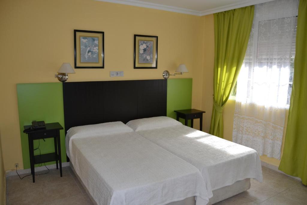 Single Room,1113306651:JPEG