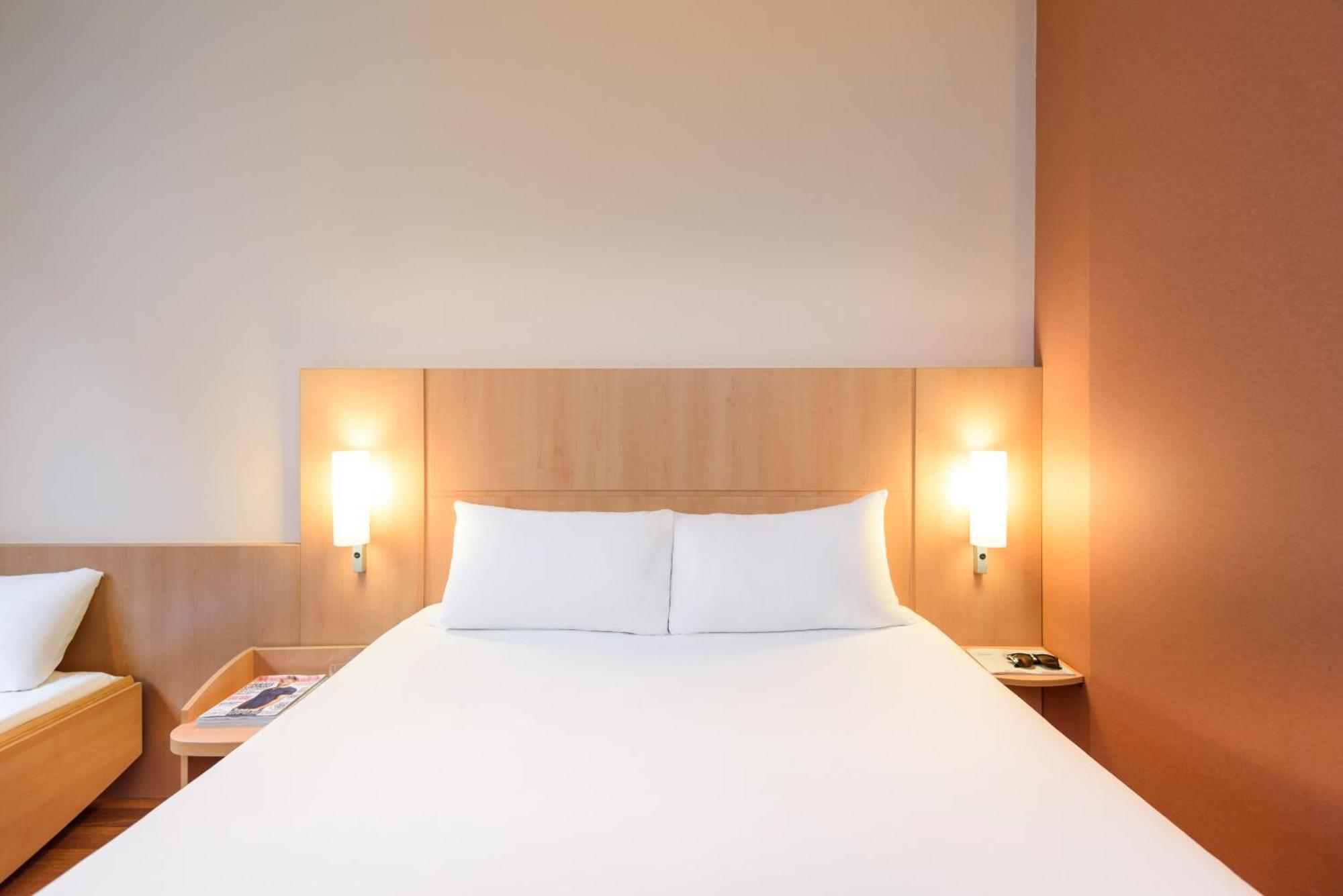 Standard Double Room with Extra Bed,1272921454:JPEG