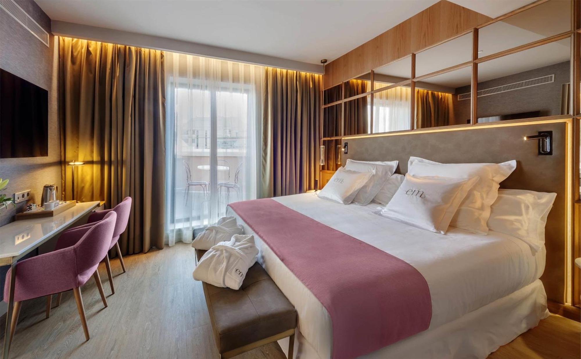 Premium King Room with Terrace,569284671:JPEG