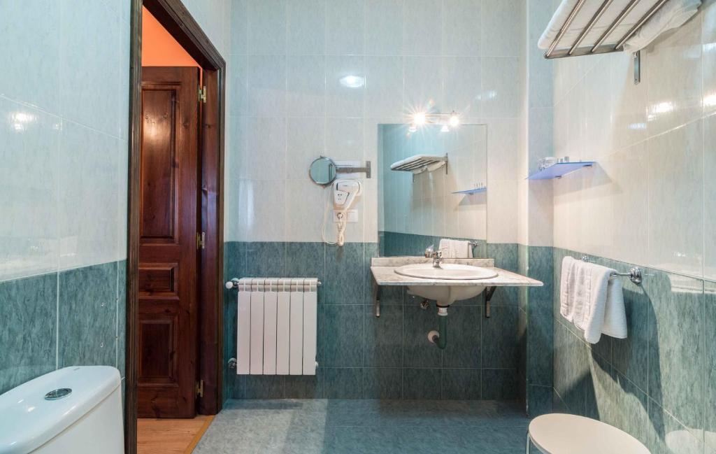 Double Room,58514365:JPEG