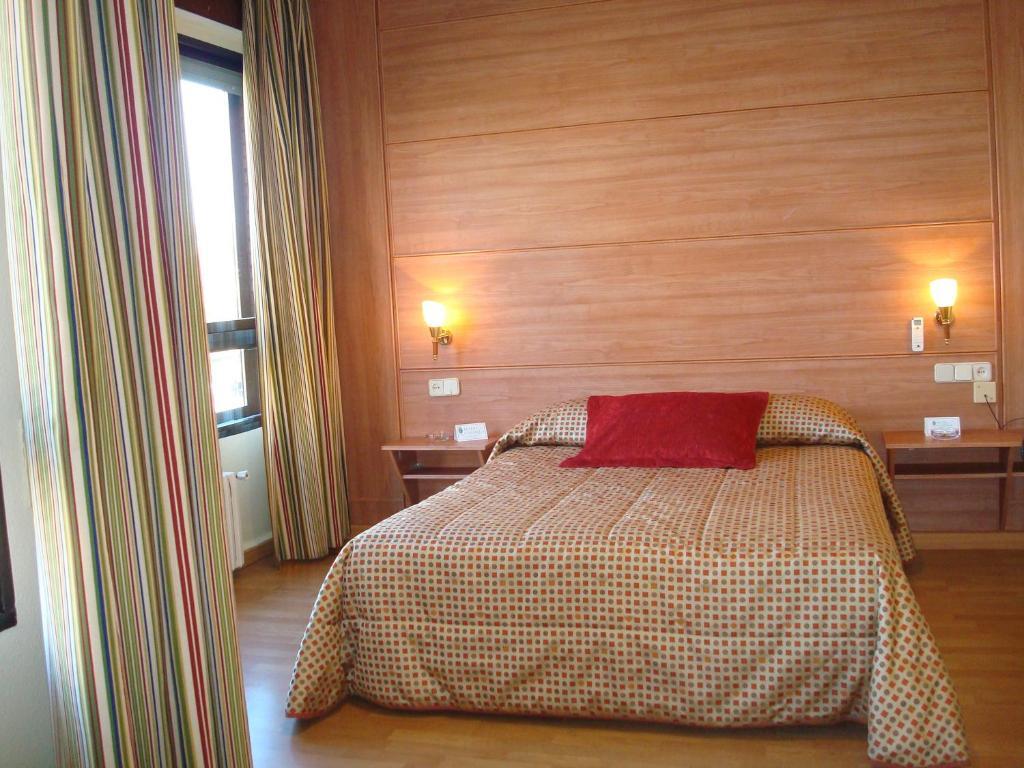 Double or Twin Room,62454712:JPEG