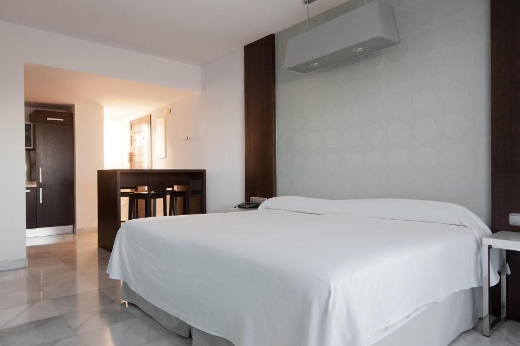 Deluxe Double Room,63460549:JPEG