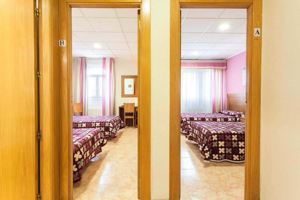 Interconnecting Twin Rooms,1011926272:JPEG