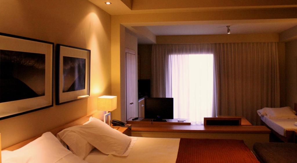 Twin Room,1272953125:JPEG