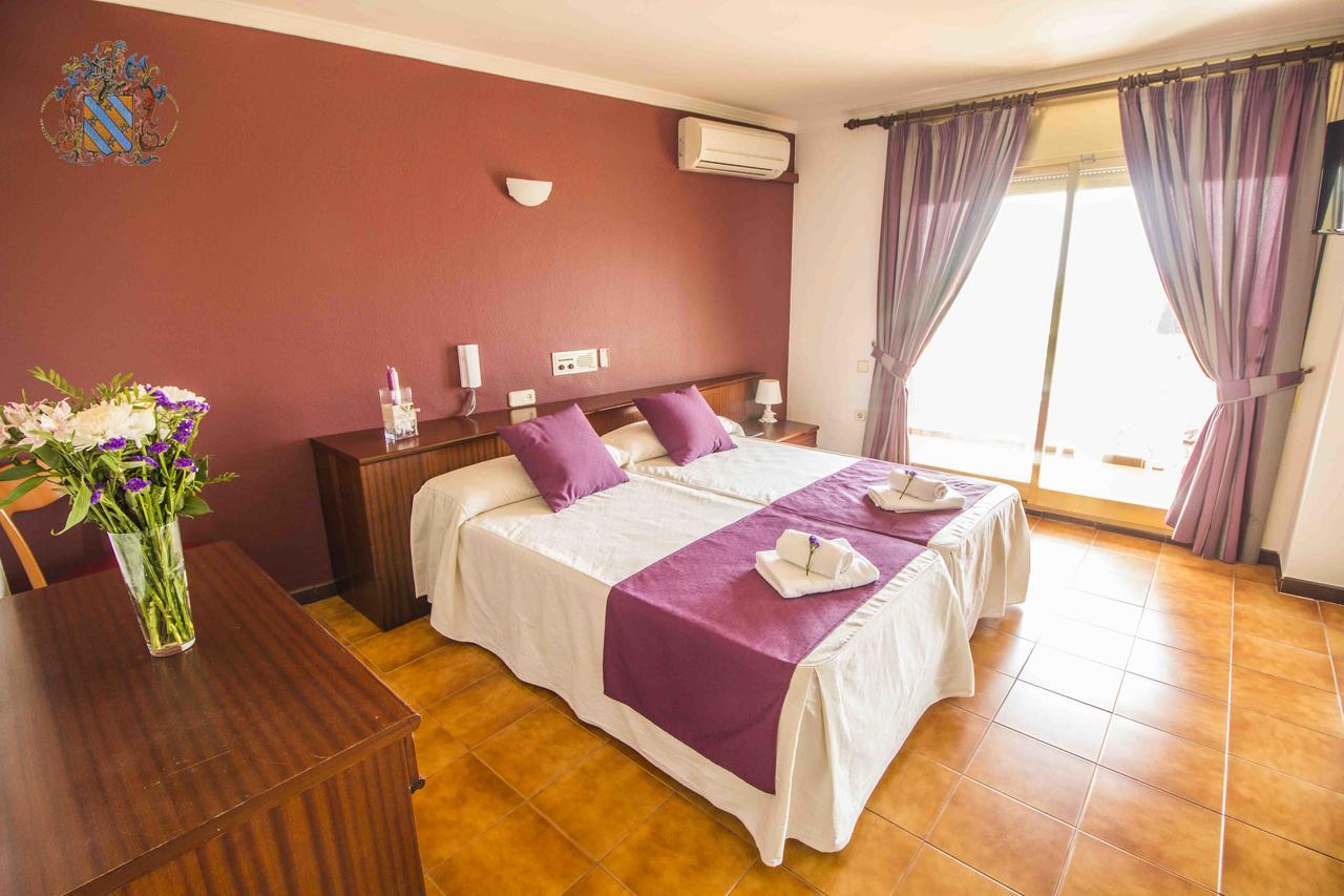 Double or Twin Room Balcony