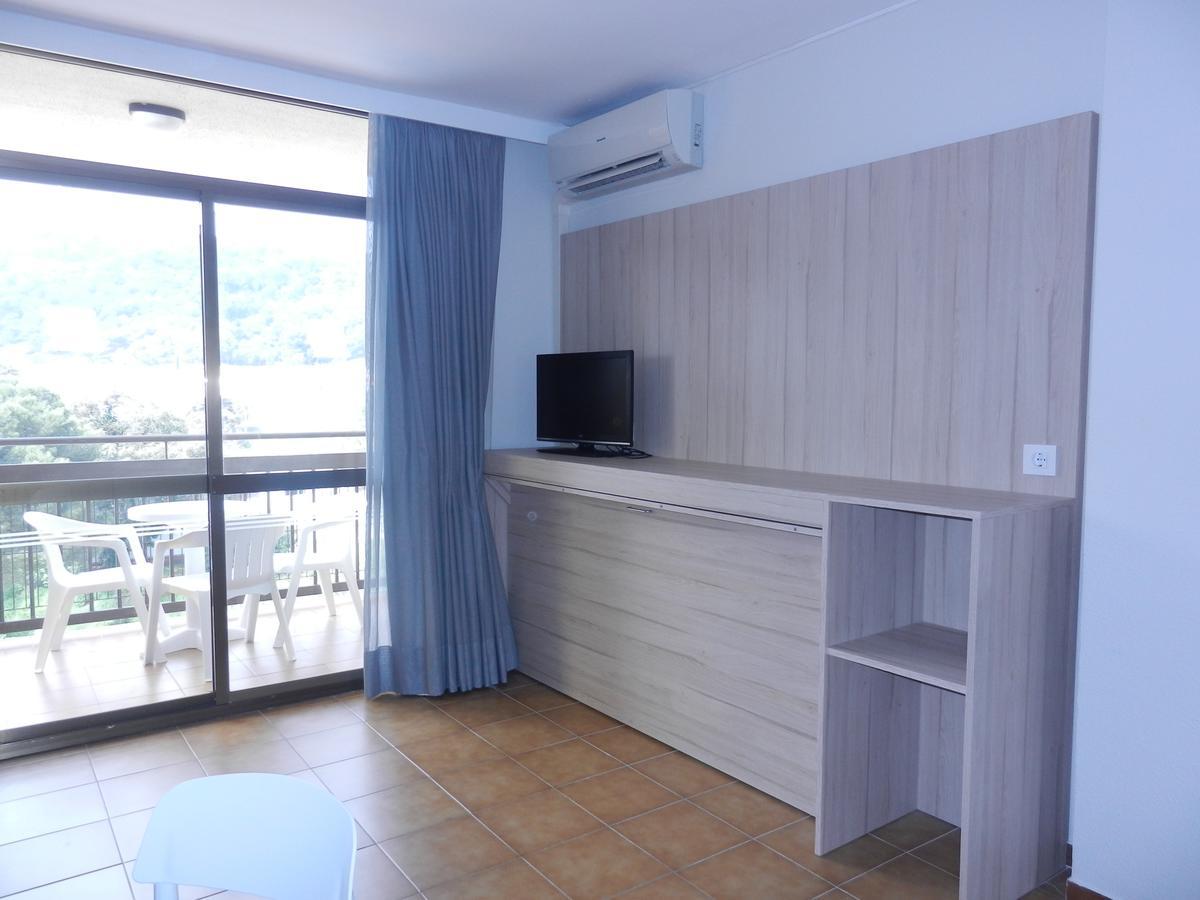 One-Bedroom Family Apartment Balcony,645480375:JPEG