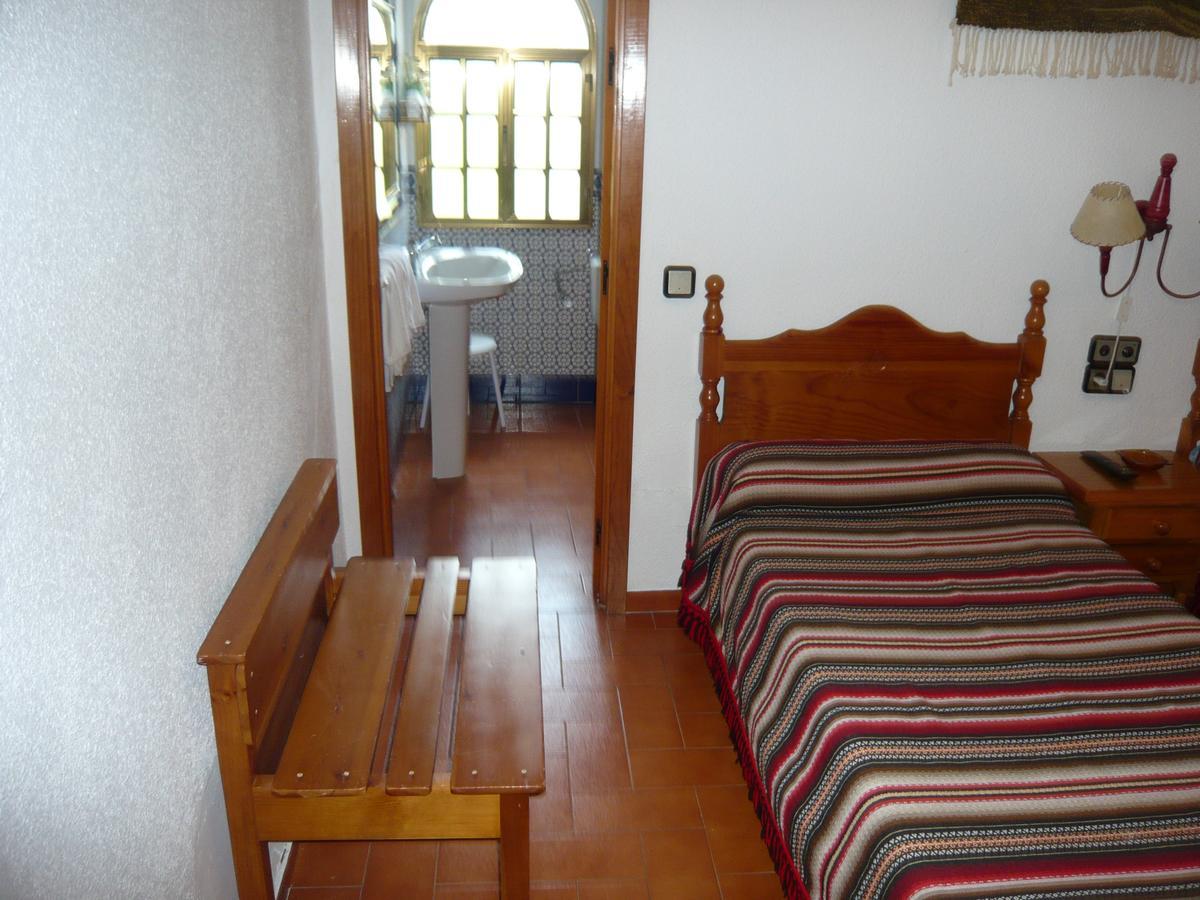 Habitación Doble con baño privado - 2 camas
