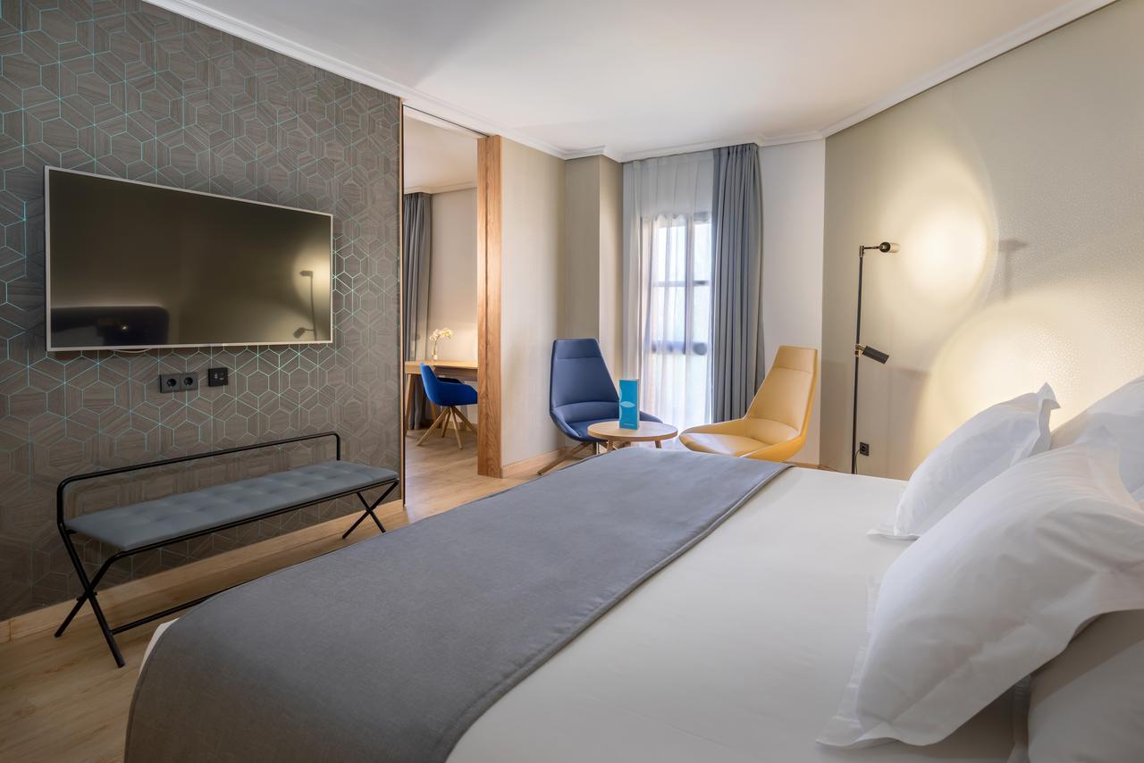 Junior Suite,653338392:JPEG