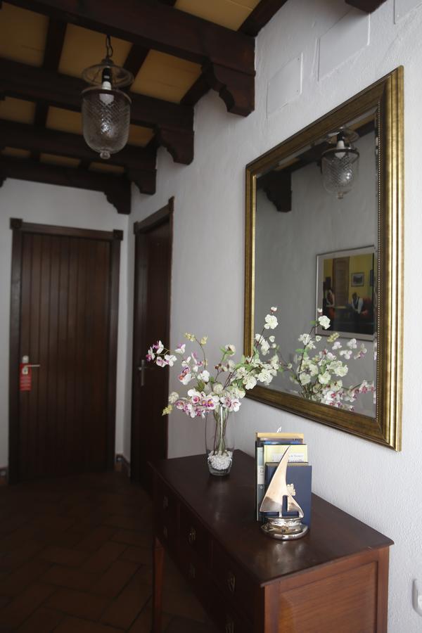 Single Room,664258311:JPEG