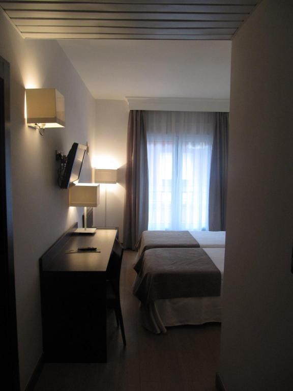 Double or Twin Room,1207793401:JPEG