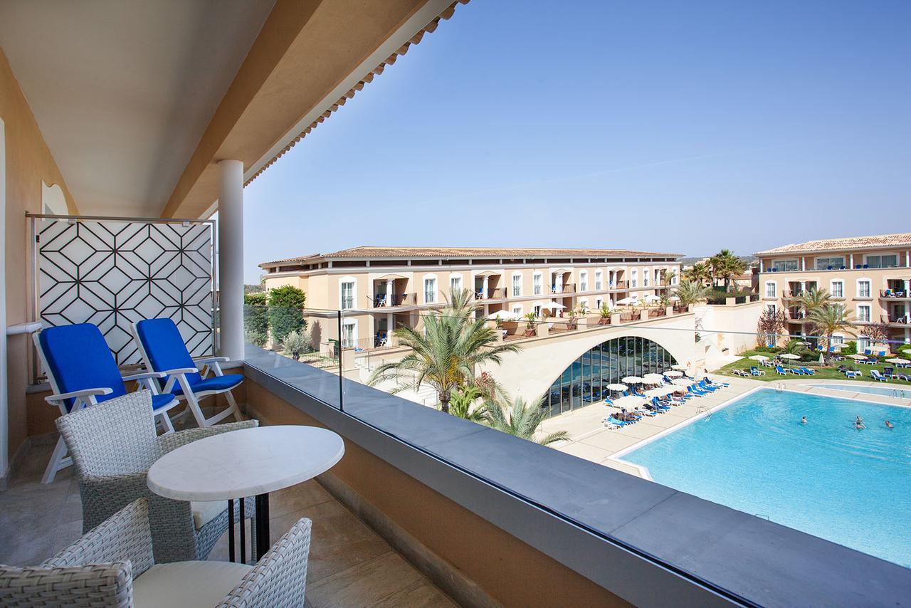 Junior Suite with Pool View (2 Adults),1306767667:JPEG