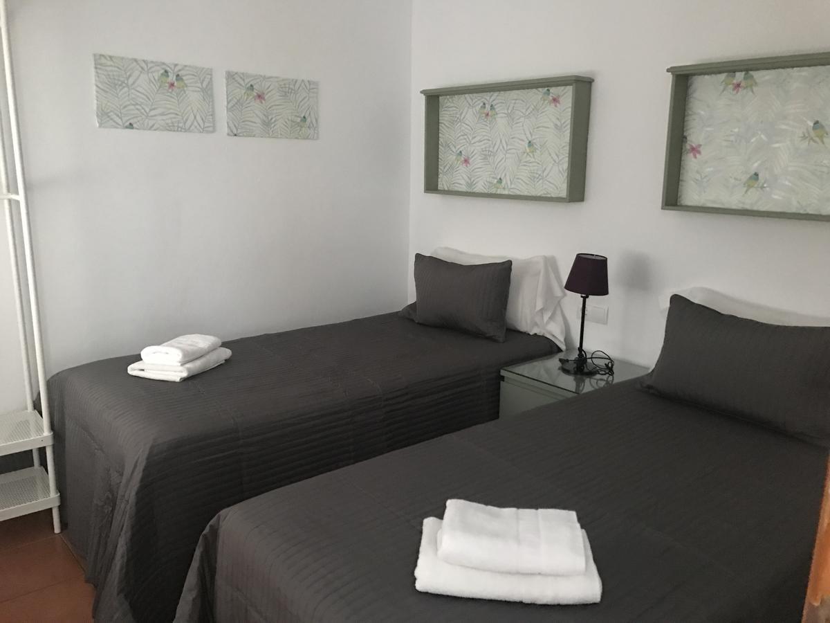 Two-Bedroom Apartment,669286176:JPEG