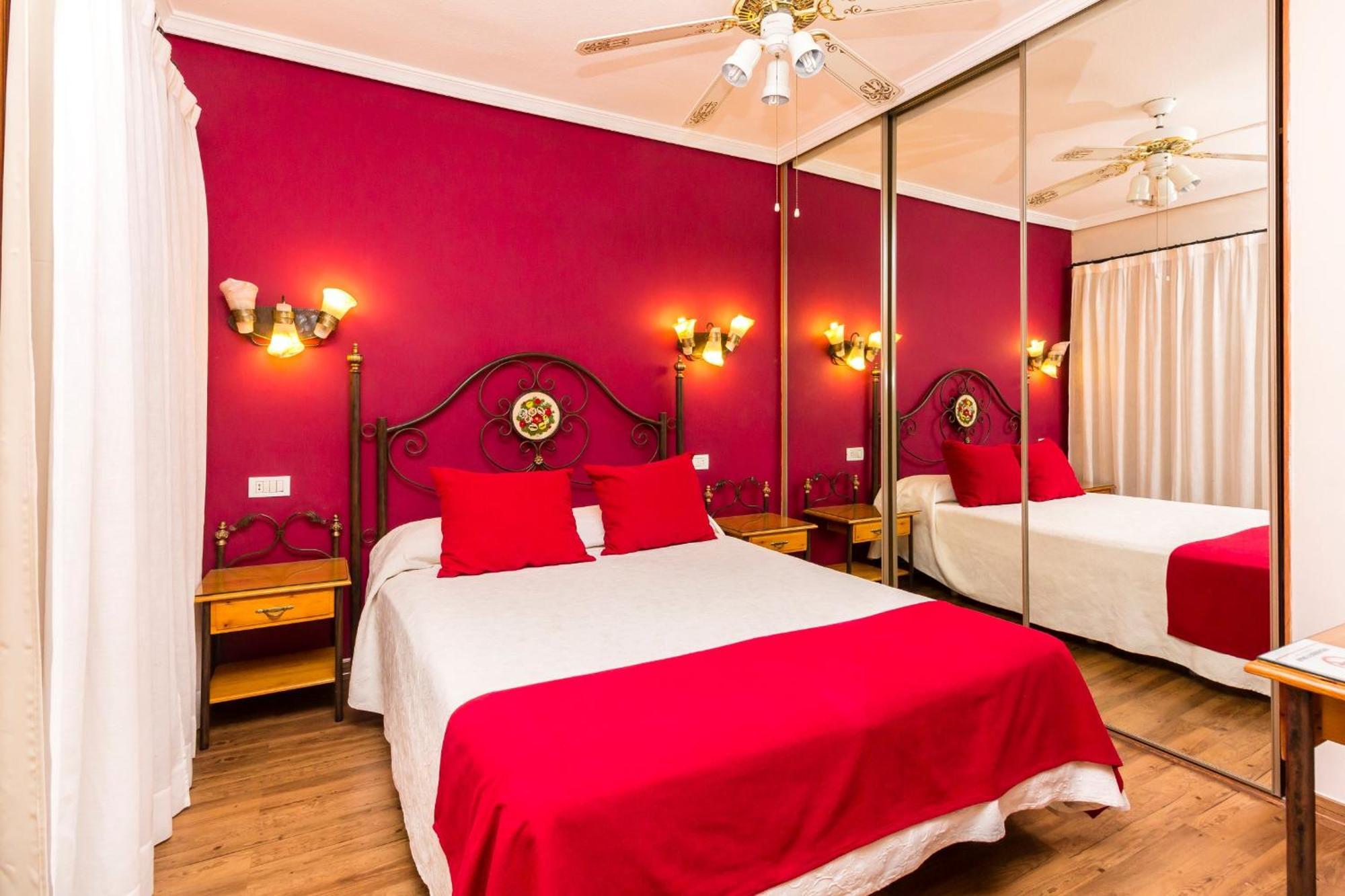 Two-Bedroom Apartment,681199353:JPEG