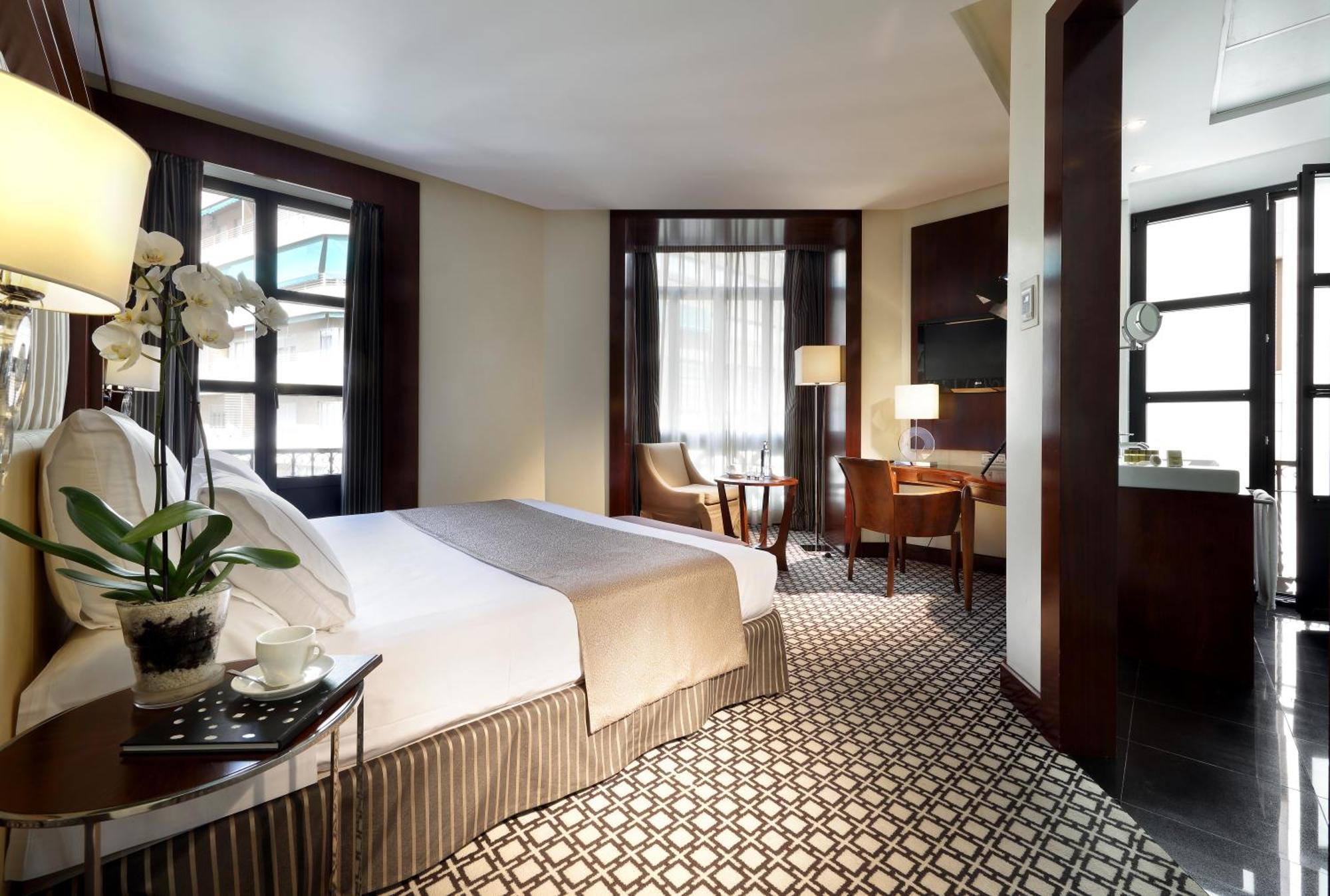 Deluxe Double - Double Bed,1272854950:JPEG