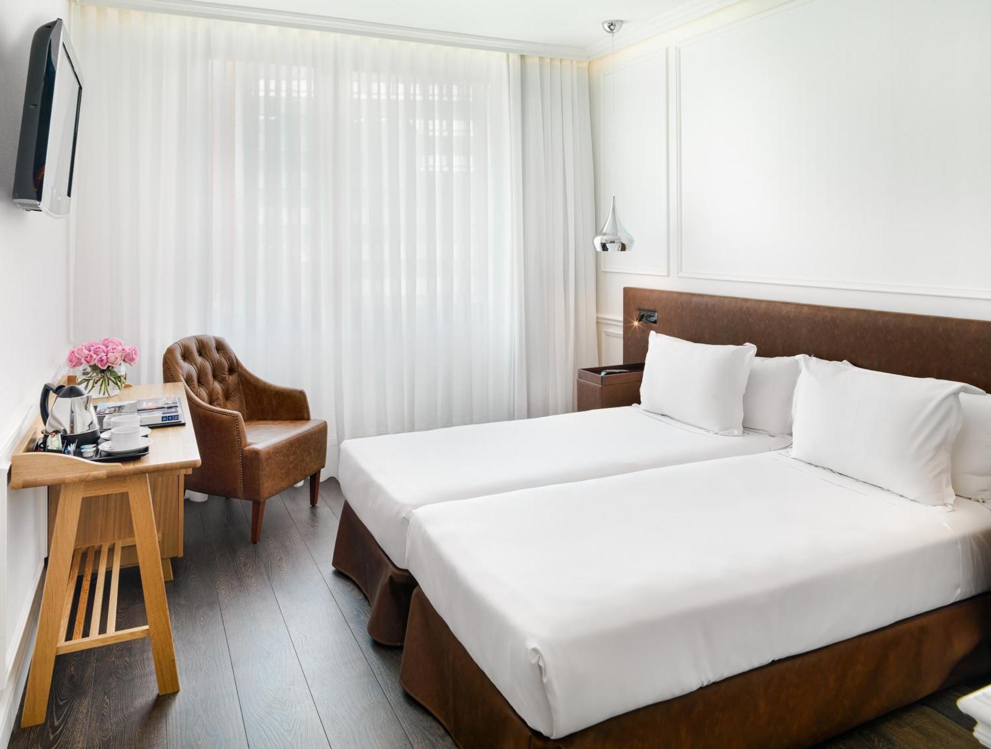 Deluxe Double or Twin Room,1273117843:JPEG