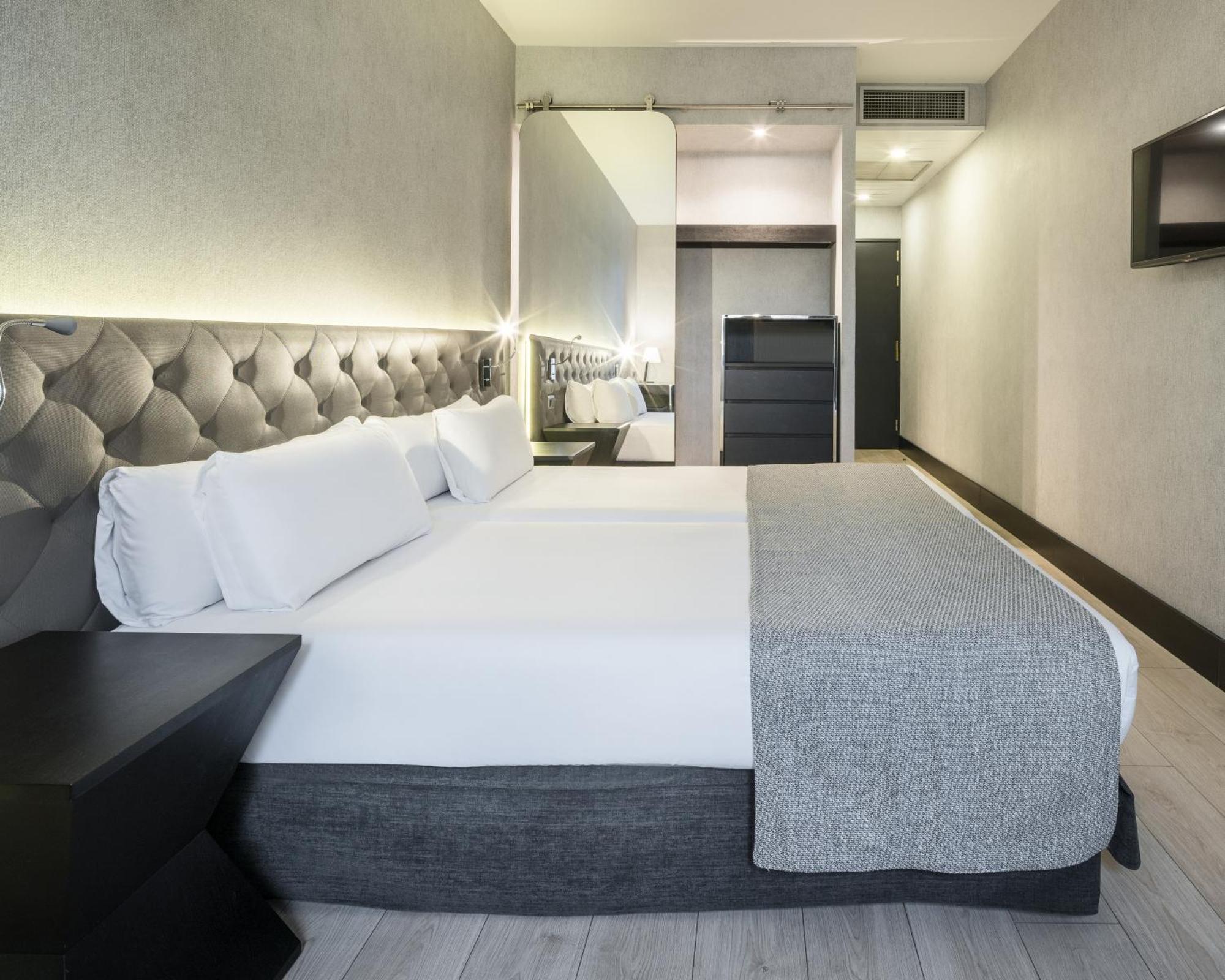 Double or Twin Room,719059846:JPEG