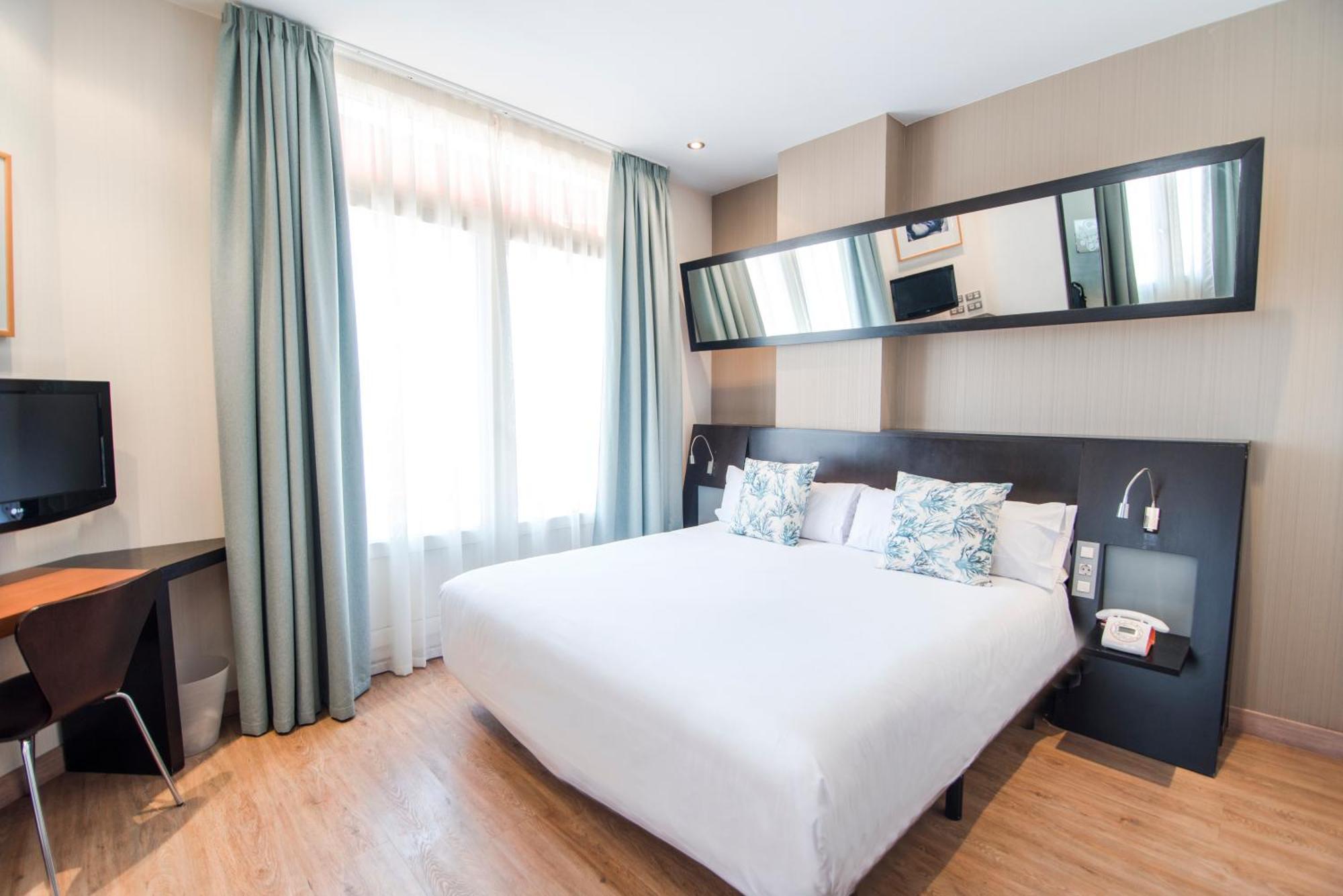 Double Room with Terrace,438644577:JPEG