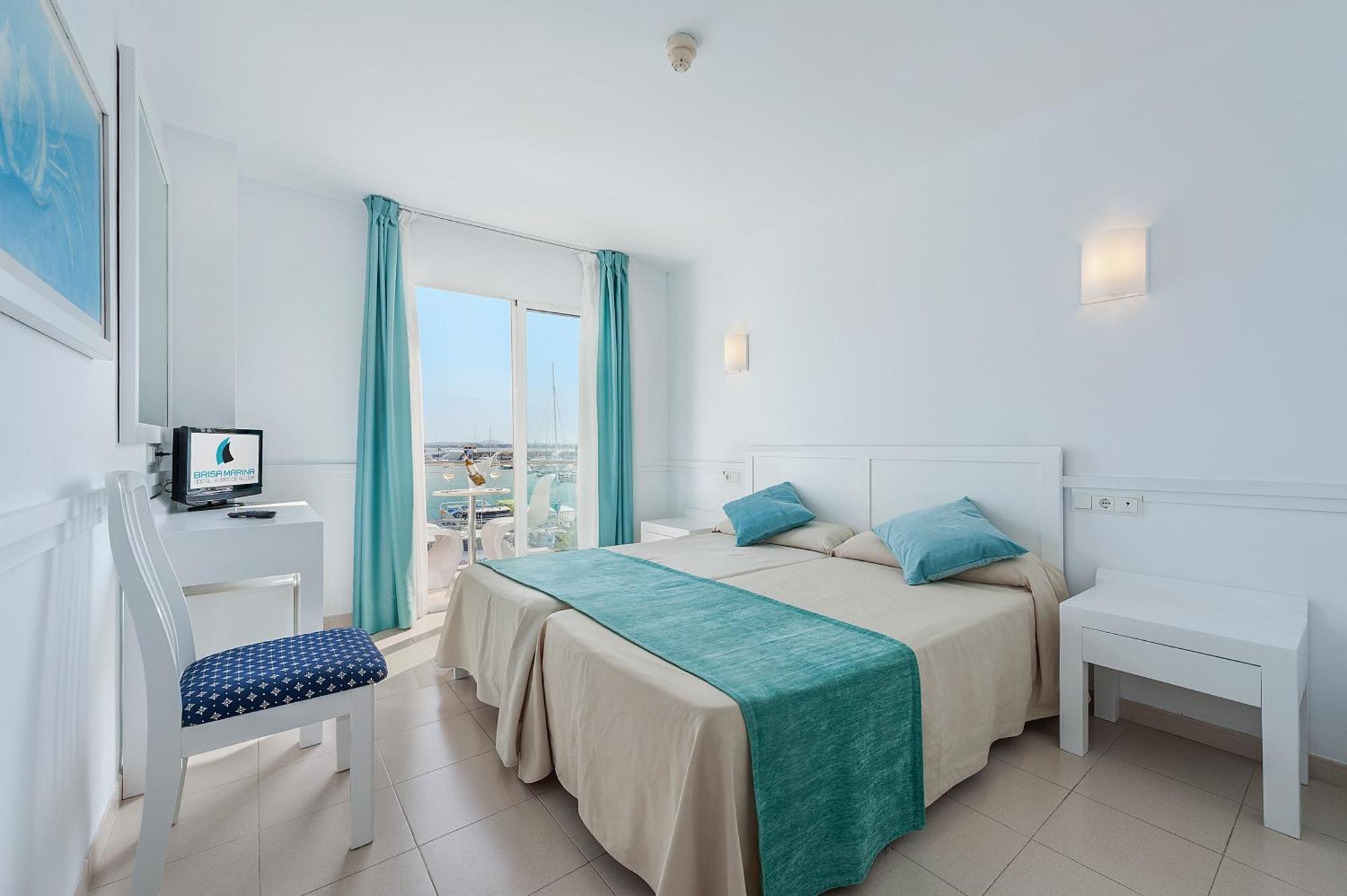 Twin Room Sea View