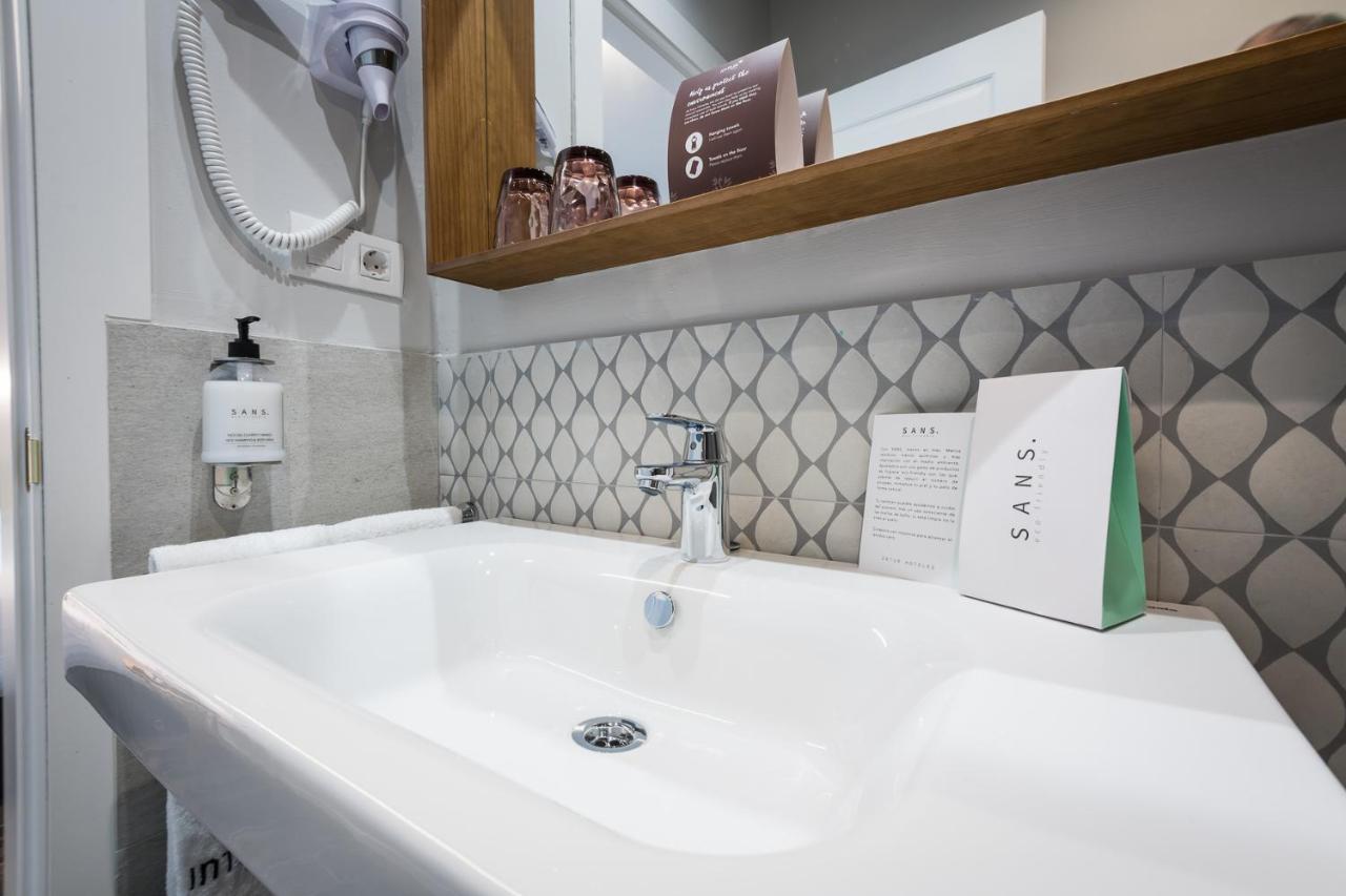 Standard Queen Room,1227345671:JPEG