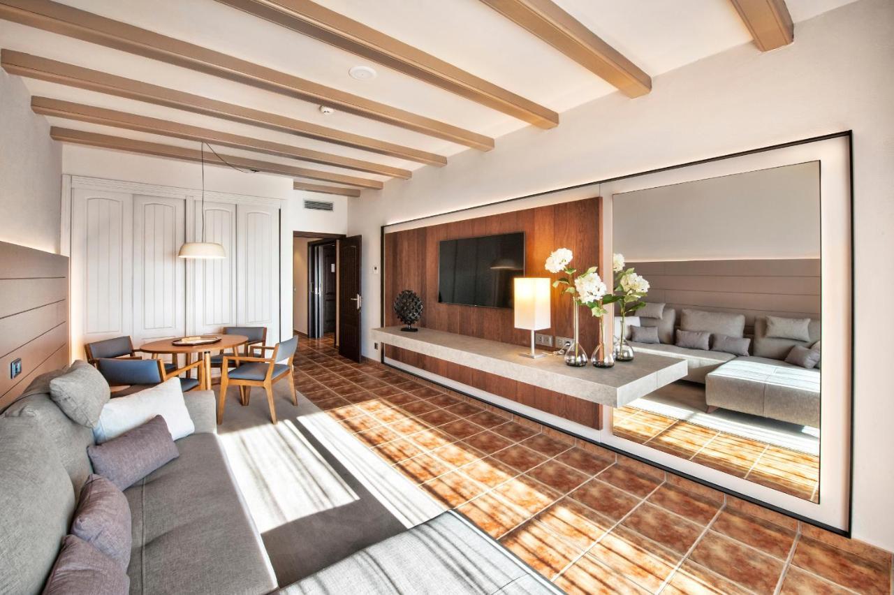 Suite with Spa Access
