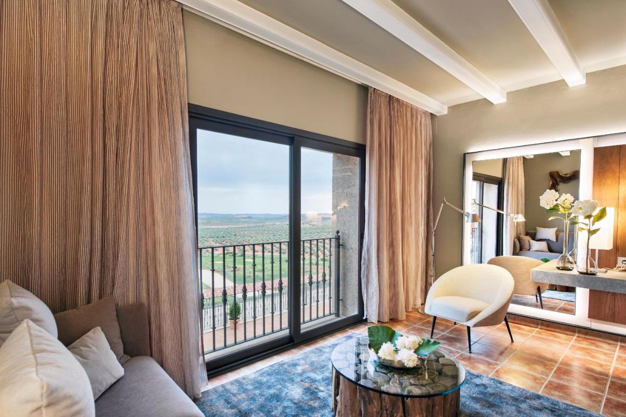 Premium Room with Spa Access