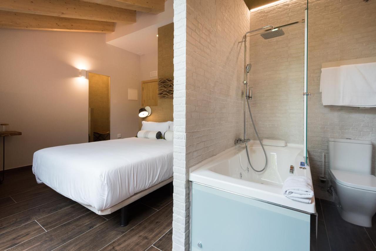 Chambre Double avec Baignoire Spa