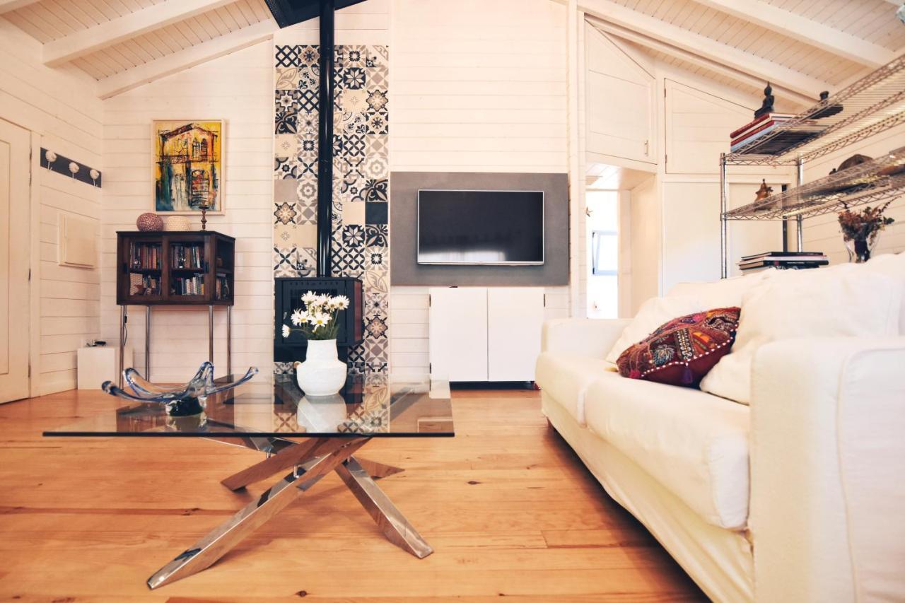 Cabin,750070097:JPEG