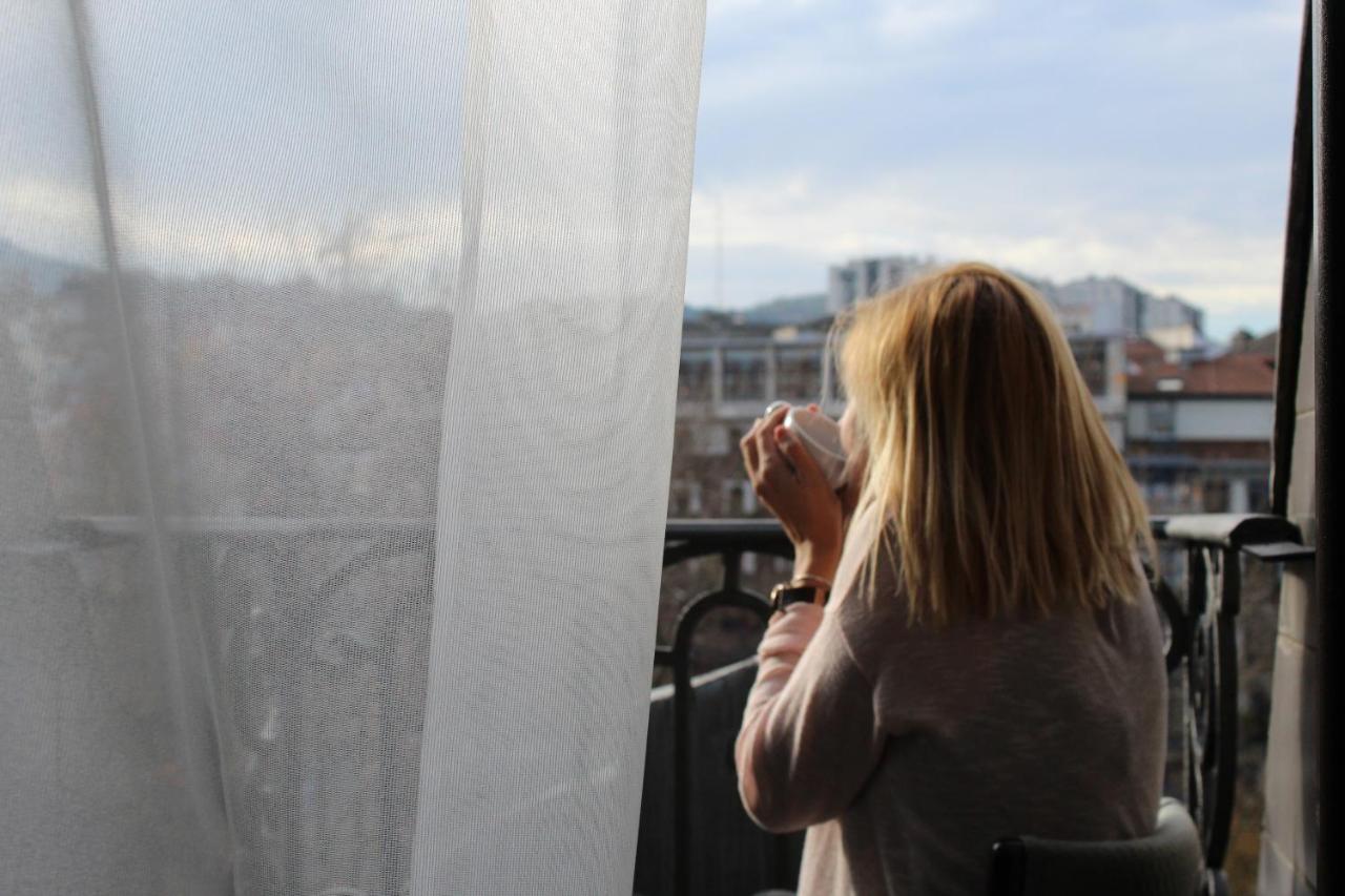 Single Room Balcony River View,1499546590:JPEG