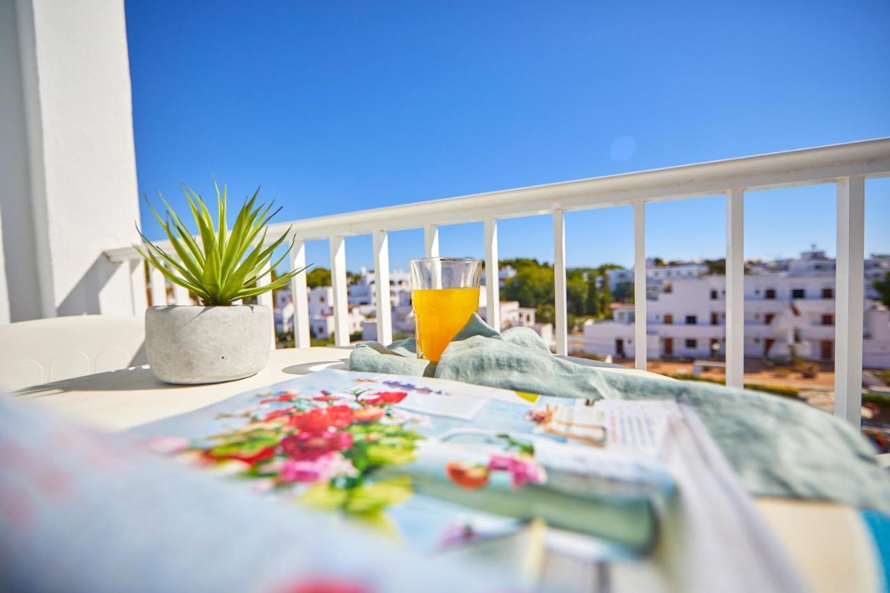 One-Bedroom Apartment,1207458346:JPEG