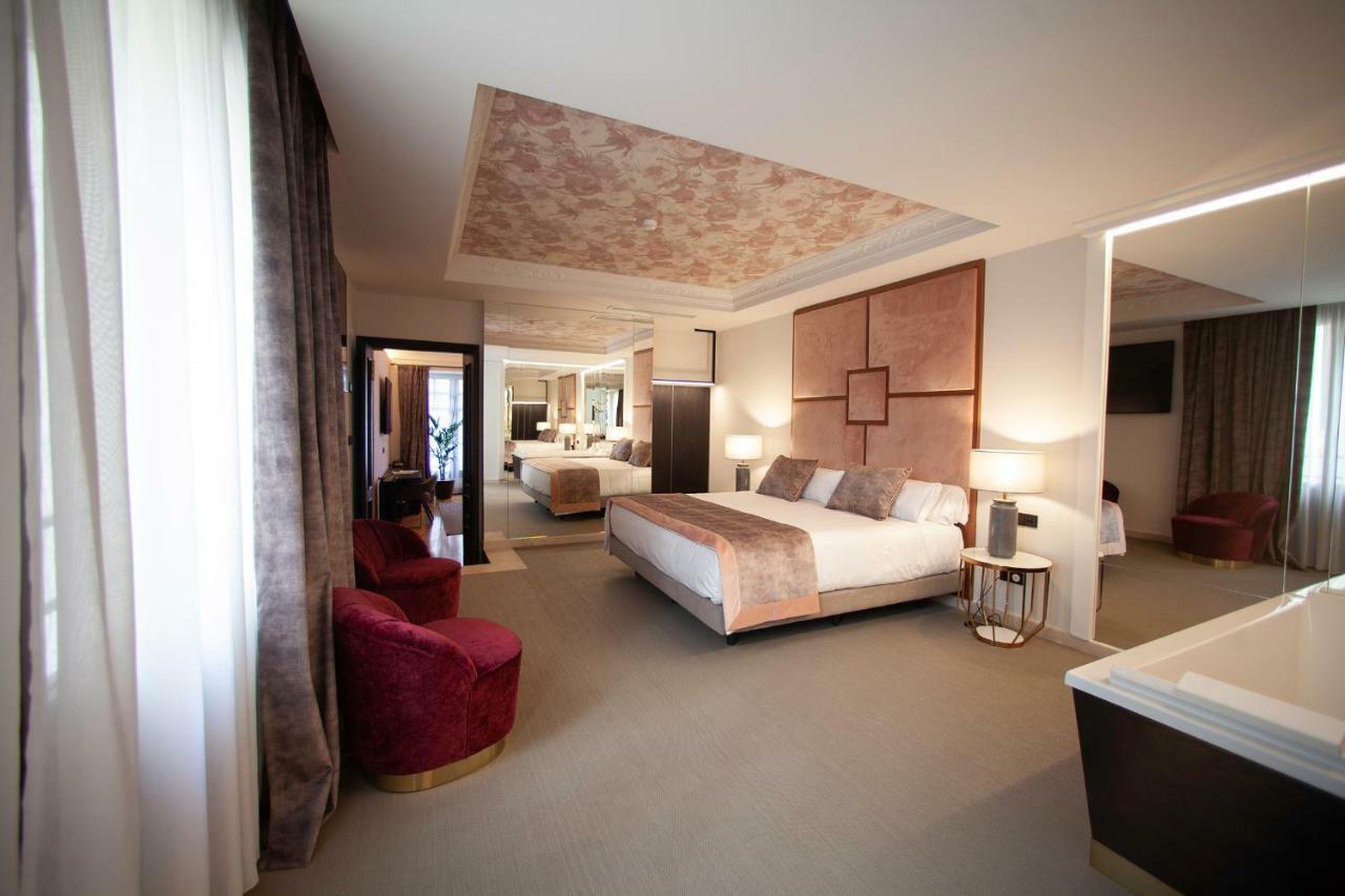 Deluxe Junior Suite