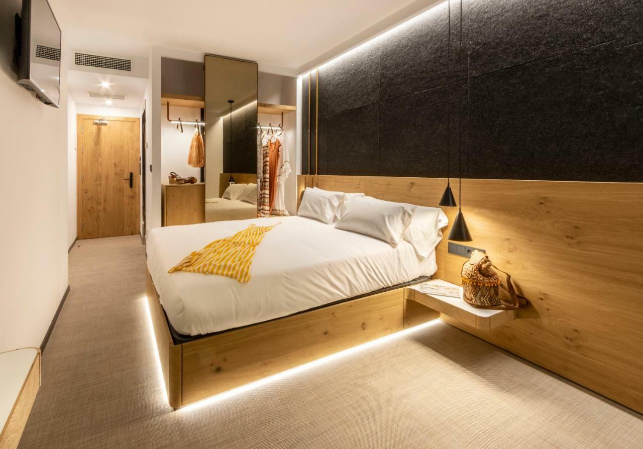 Single Room Terrace,785201991:JPEG