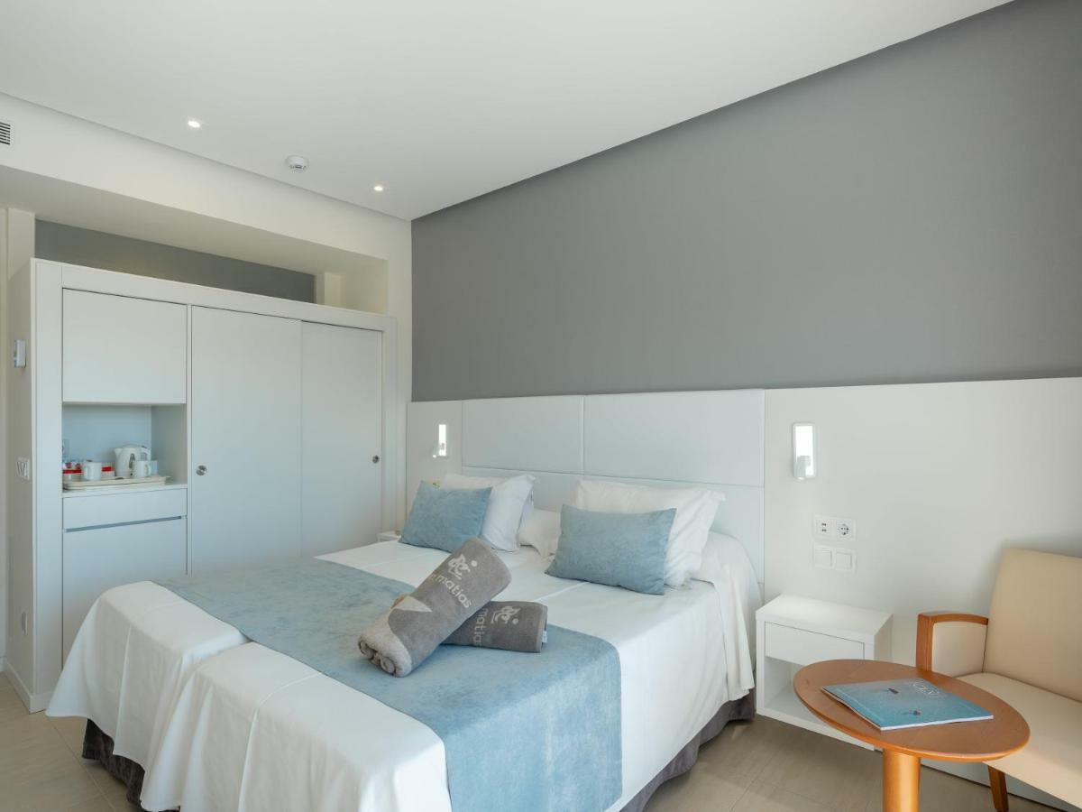 Twin Room with Sea View,1272309709:JPEG