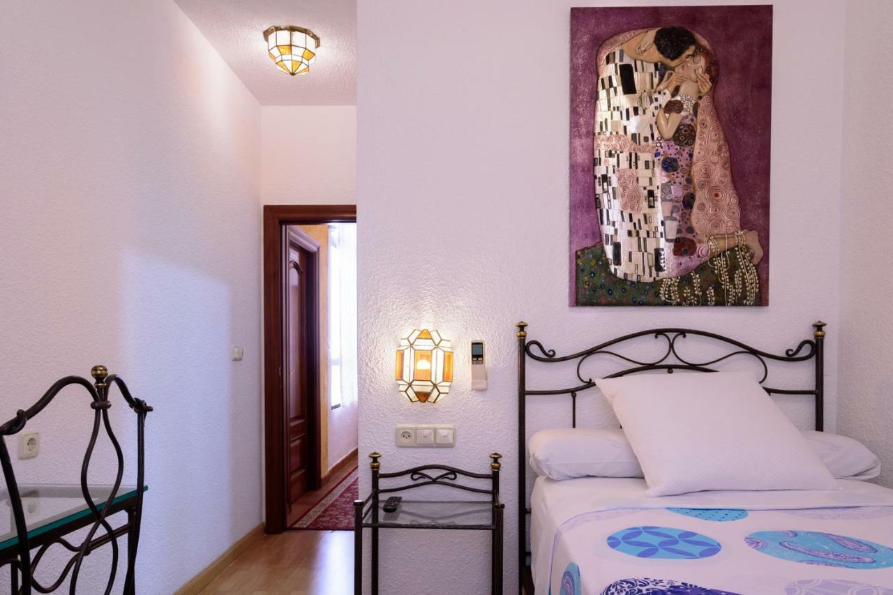 Deluxe Single Room,789996771:JPEG