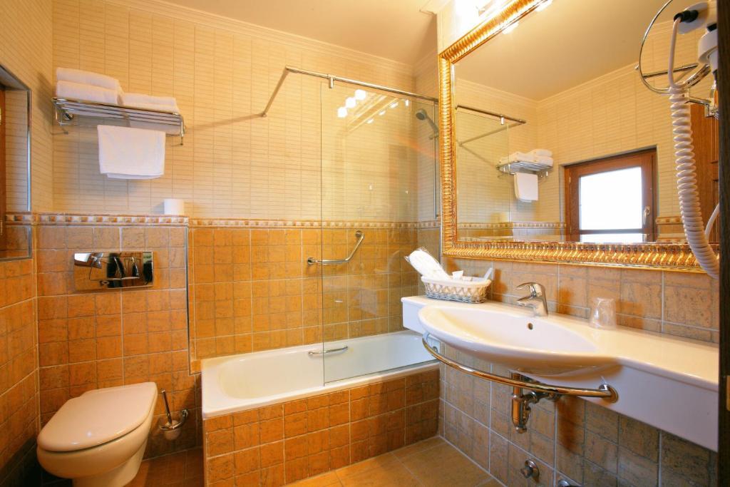 Double Room,112930194:JPEG