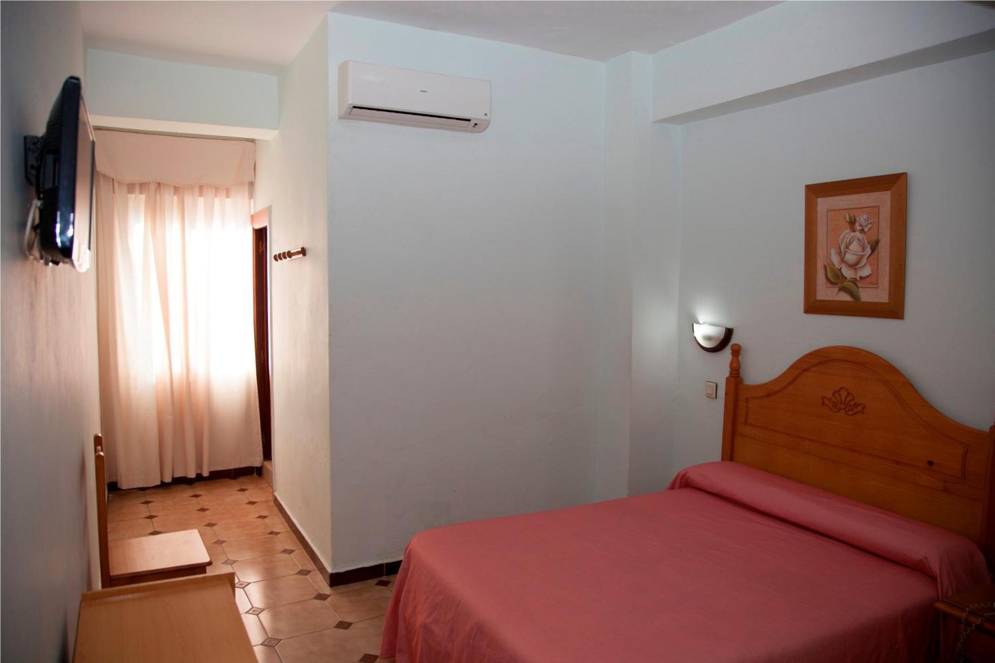 Double or Twin Room,1076632306:JPEG