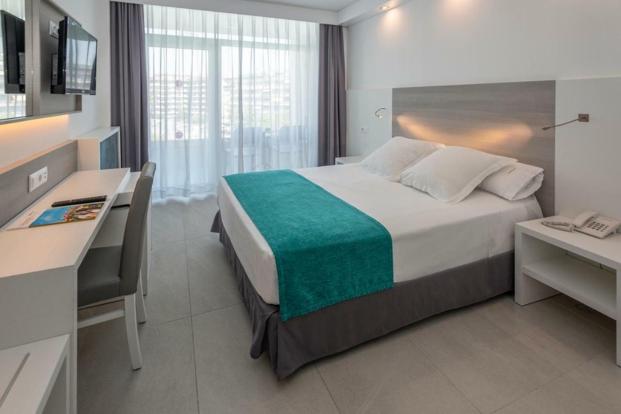 Single Room Pool View,1243920193:JPEG