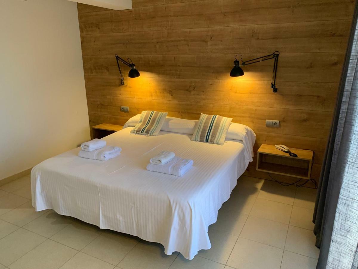 Double Room with Sea View and Swimming Pool View,830465300:JPEG