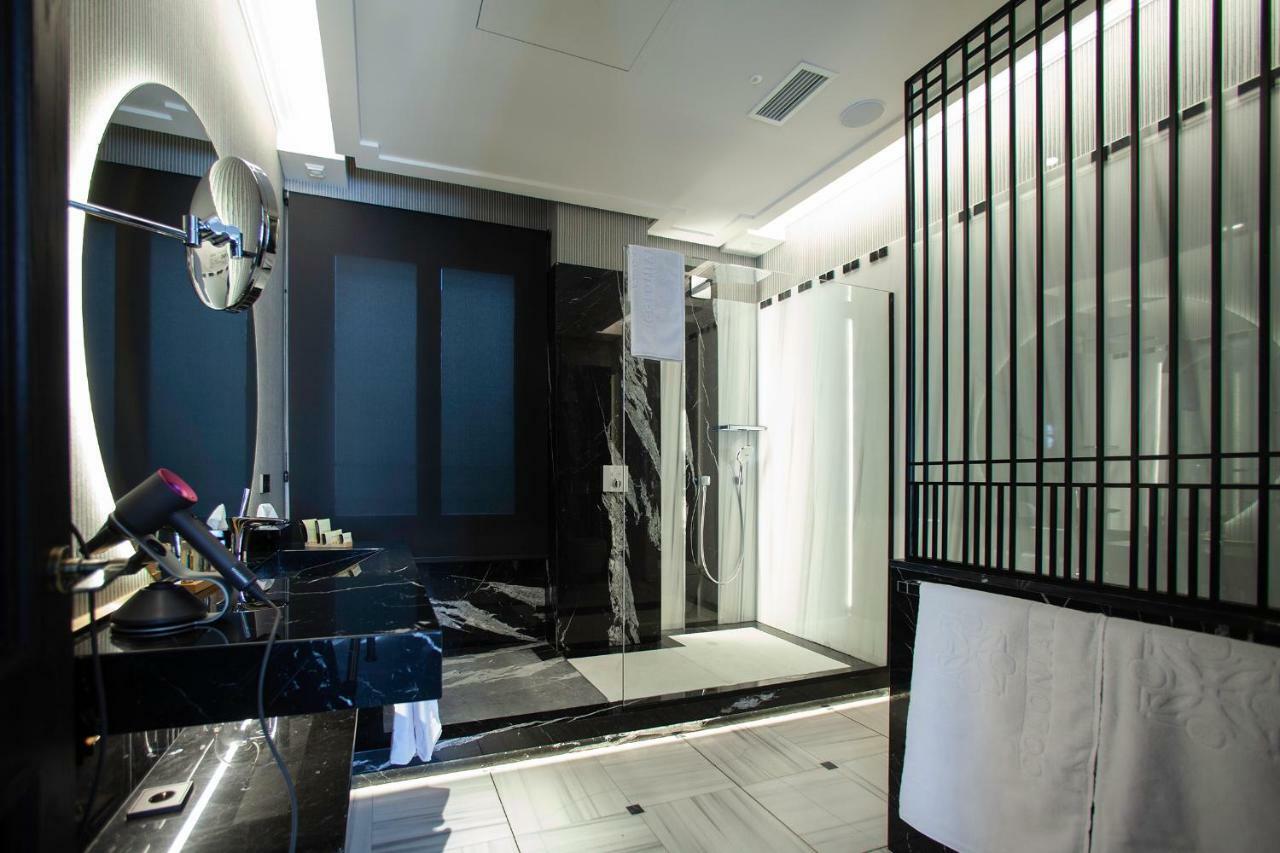 Deluxe Junior Suite