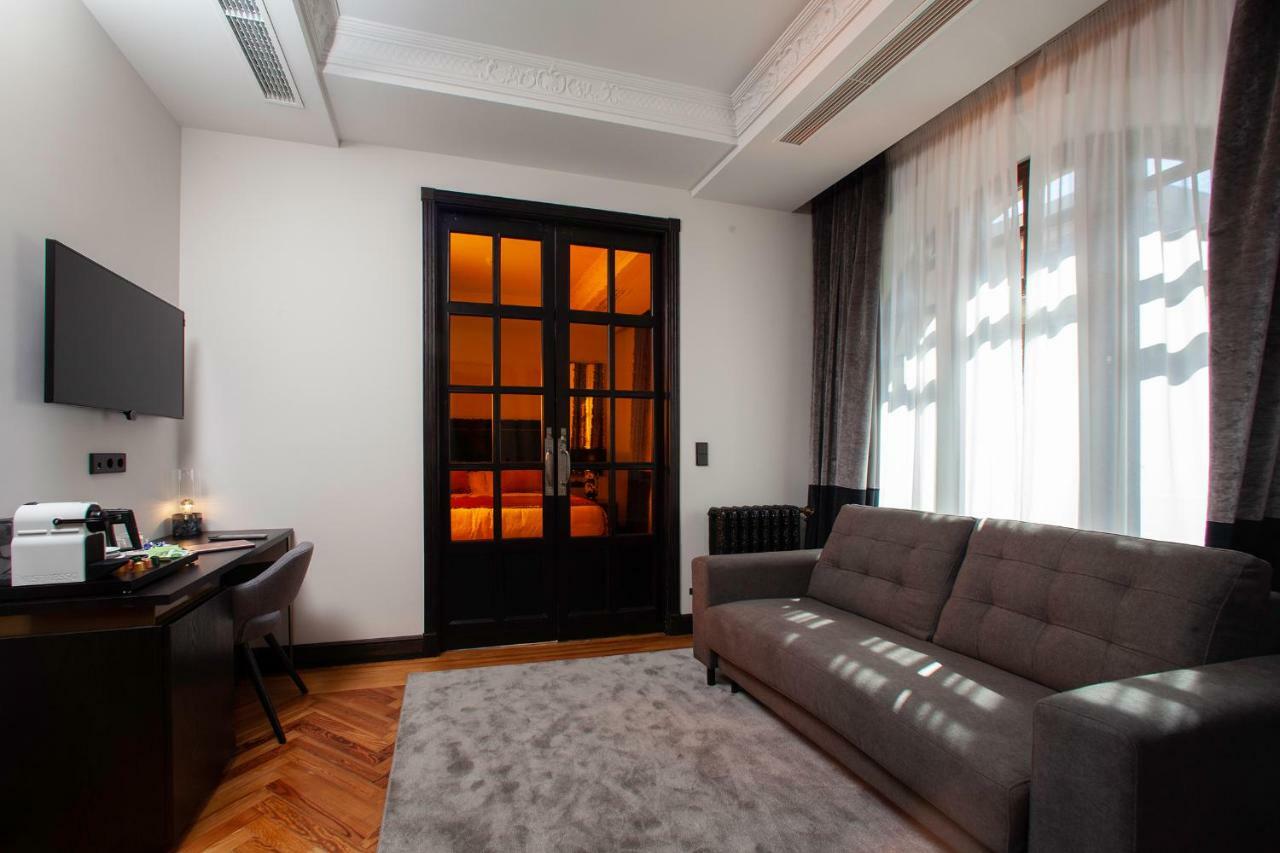 Deluxe Junior Suite