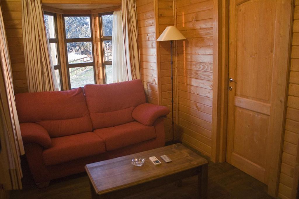 Villa (2 Adults)