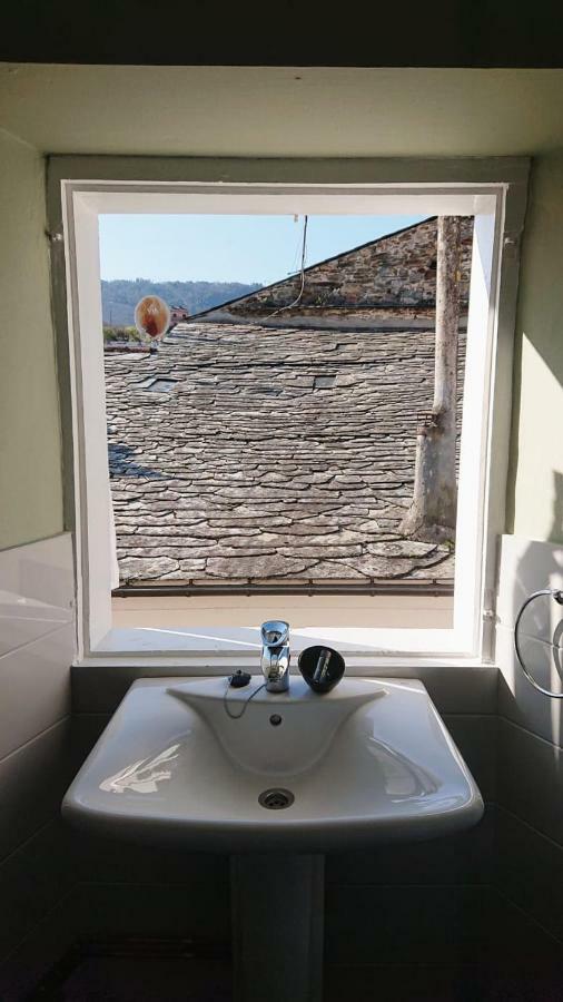 Habitación Doble con baño compartido