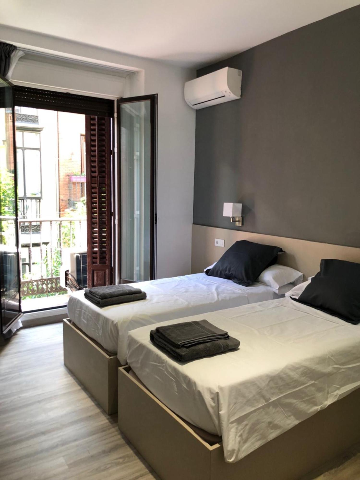 Twin Room with Balcony