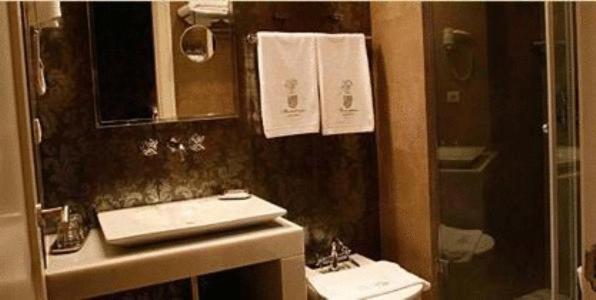 Double Room,28474433:JPEG