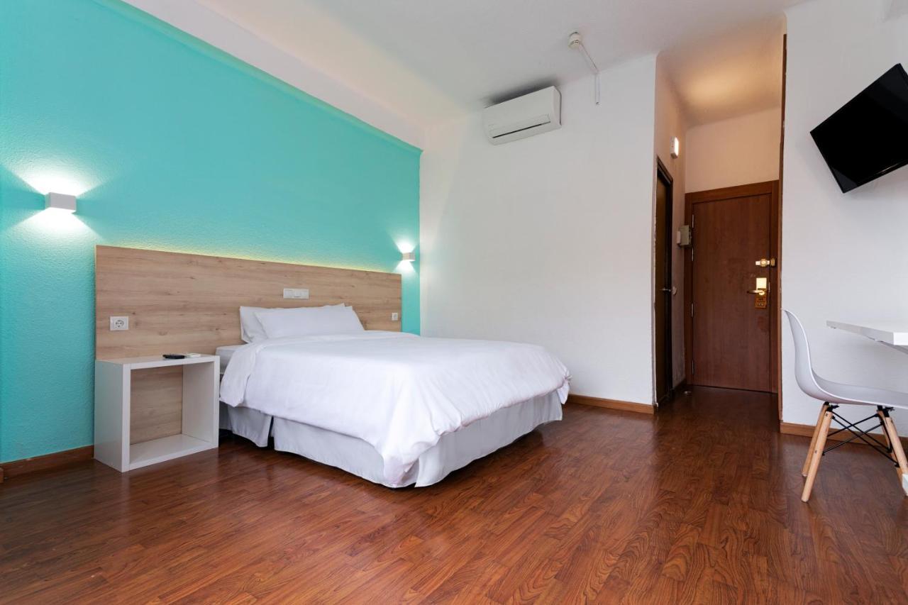 Standard Double Room,968115736:JPEG