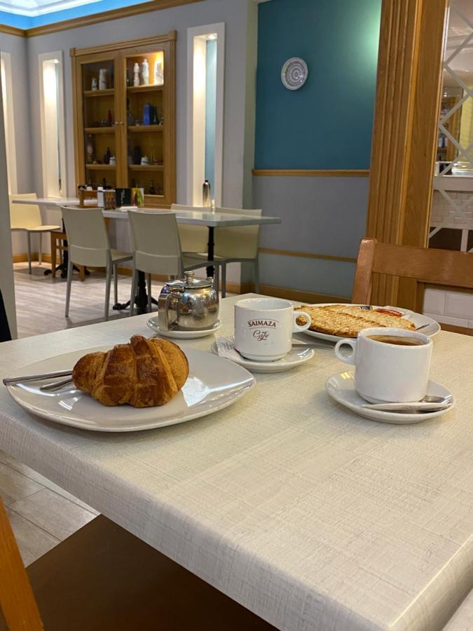 Twin Room with View,1709355332:JPEG