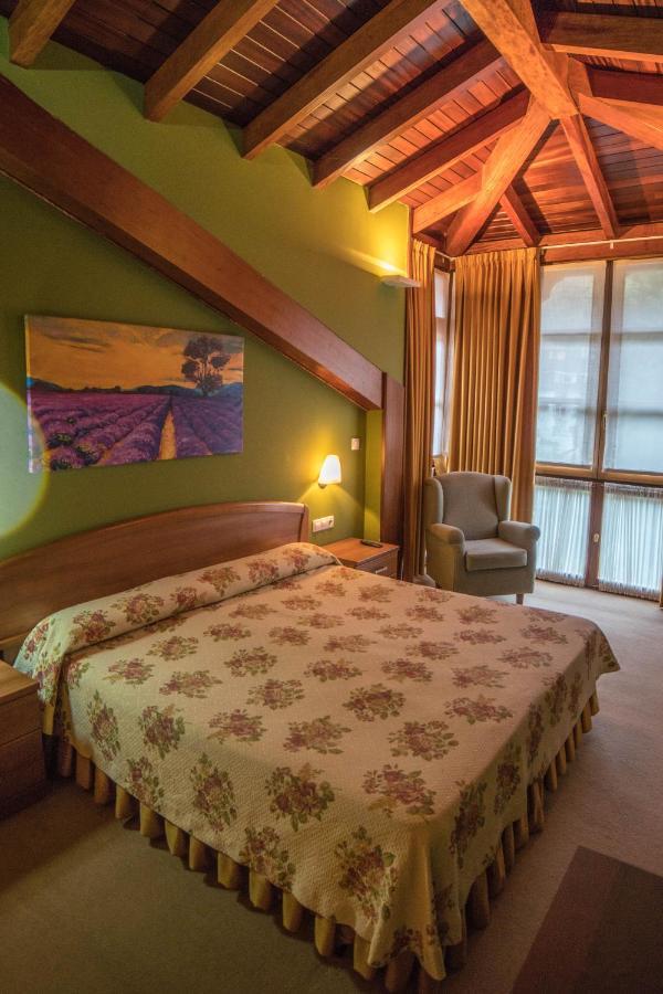 Double Room with Extra Bed,970967926:JPEG