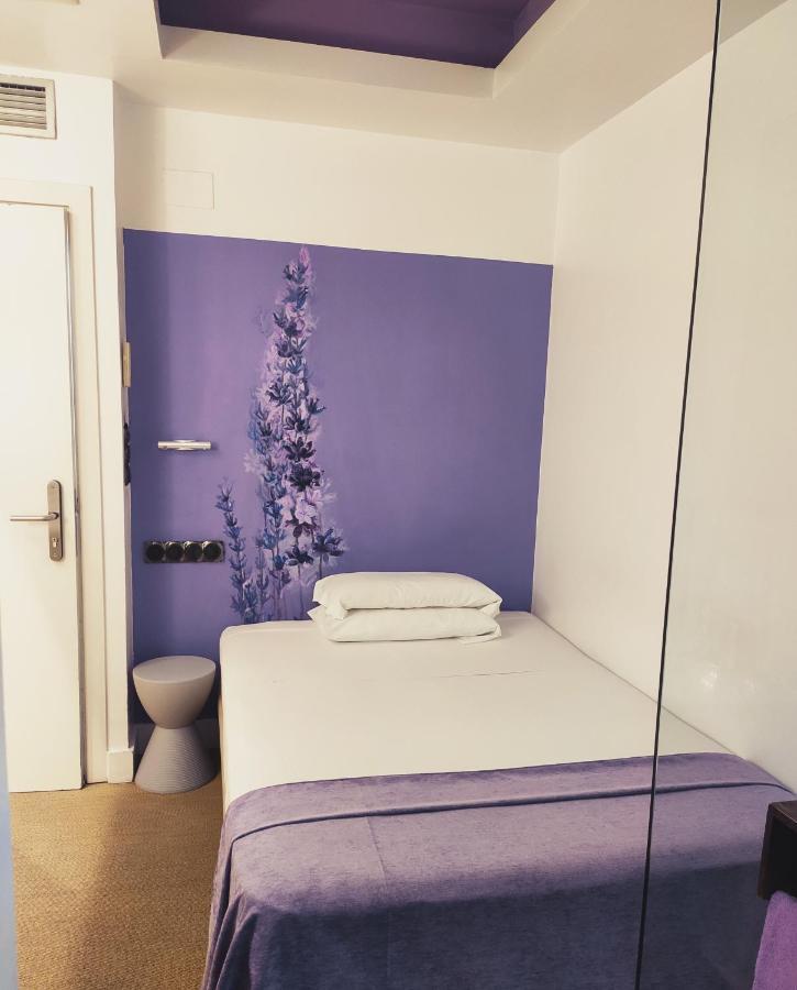 Small Double Room,1352748463:JPEG