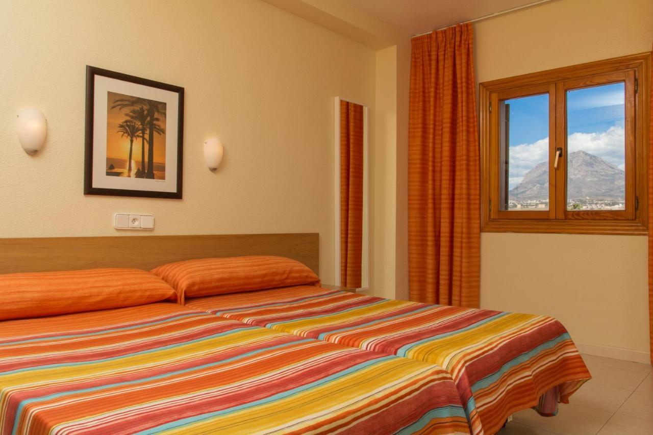 Apartment mit 1 Schlafzimmer (3 Erwachsene + 1 Kind)
