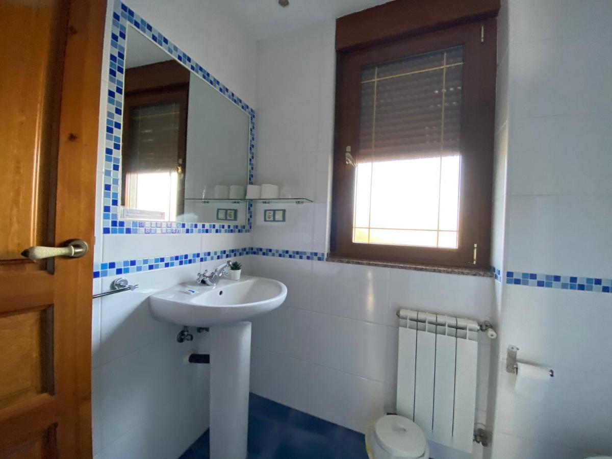 Twin Room,981719800:JPEG