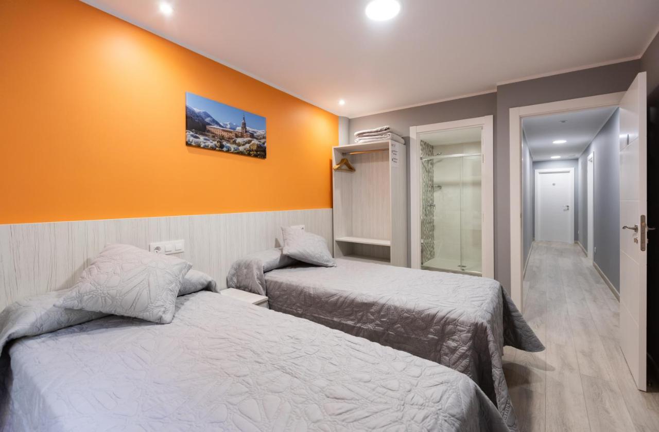 Habitación Doble con baño privado - 2 camas